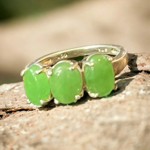 Designer Jade Sterling Silver Ring (5) - Picture 2 of 7